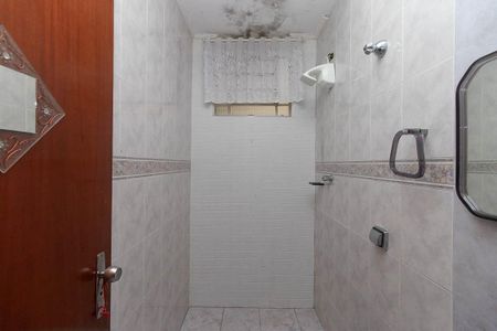Casa à venda com 120m², 3 quartos e 2 vagas Casa à venda com 120m², 3 quartos e 2 vagasBanheiro 1