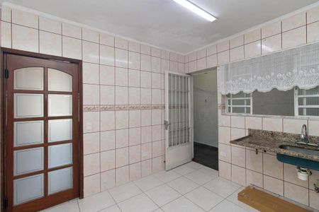 Casa à venda com 120m², 3 quartos e 2 vagas Casa à venda com 120m², 3 quartos e 2 vagasCozinha