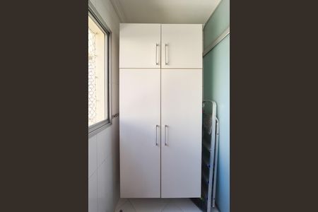 Apartamento à venda com 61m², 2 quartos e 1 vagaÁrea de Serviço