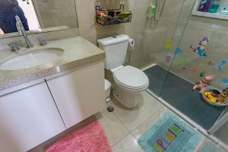 Apartamento à venda com 85m², 2 quartos e 2 vagasBanheiro da suíte 2 