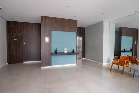 Apartamento à venda com 85m², 2 quartos e 2 vagasHall social 