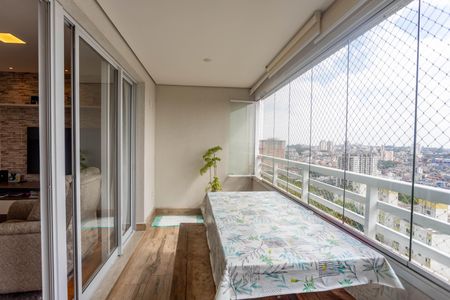 Apartamento à venda com 85m², 2 quartos e 2 vagasVaranda da sala 