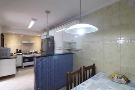 Casa para alugar com 126m², 4 quartos e 1 vagaCopa e Cozinha 