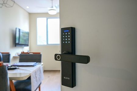 Apartamento para alugar com 43m², 2 quartos e sem vagaFechadura Eletrônica