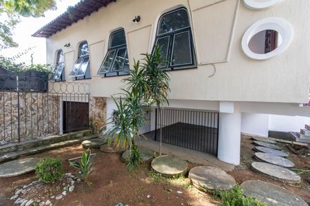Casa para alugar com 250m², 2 quartos e sem vagaFrente da Casa