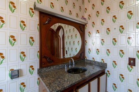 Casa para alugar com 250m², 2 quartos e sem vagaBanheiro