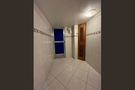Apartamento para alugar com 40m², 1 quarto e 2 vagas Apartamento para alugar com 40m², 1 quarto e 2 vagasCozinha