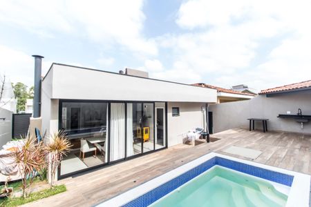 Casa de condomínio para alugar com 300m², 4 quartos e 4 vagasPiscina