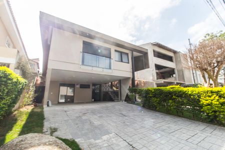 Casa de condomínio para alugar com 300m², 4 quartos e 4 vagasVista da Rua