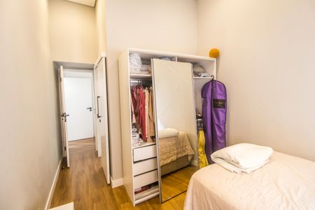 Casa de condomínio para alugar com 300m², 4 quartos e 4 vagasSuíte