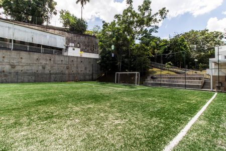 Casa de condomínio para alugar com 300m², 4 quartos e 4 vagasQuadra Esportiva