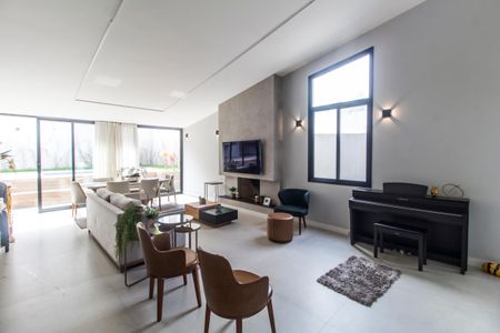 Sala  de casa de condomínio para alugar com 4 quartos, 300m² em Residencial Tres (alphaville), Santana de Parnaíba