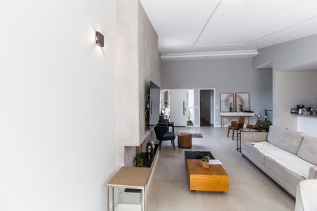 Sala  de casa de condomínio para alugar com 4 quartos, 300m² em Residencial Tres (alphaville), Santana de Parnaíba