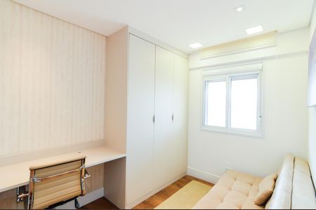 Apartamento à venda com 110m², 3 quartos e 3 vagasQuarto 