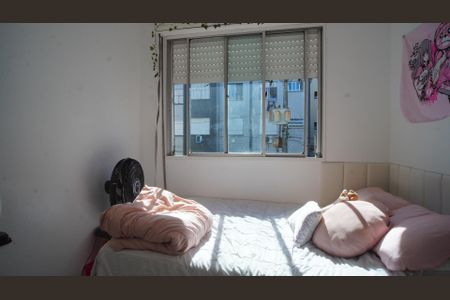 Quarto  de apartamento à venda com 1 quarto, 39m² em Jardim Sabará, Porto Alegre