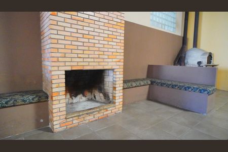 Apartamento à venda com 39m², 1 quarto e 1 vaga Apartamento à venda com 39m², 1 quarto e 1 vagaLareira