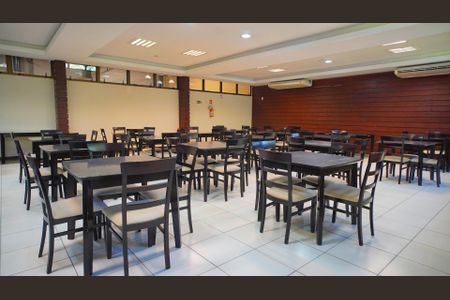 Apartamento à venda com 39m², 1 quarto e 1 vaga Apartamento à venda com 39m², 1 quarto e 1 vagaÁrea comum - Salão de festas