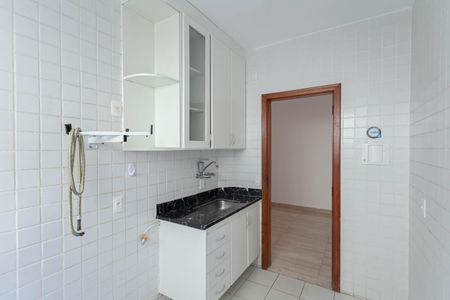 Apartamento à venda com 131m², 2 quartos e 2 vagasCozinha