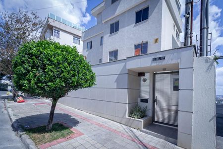 Apartamento à venda com 131m², 2 quartos e 2 vagasFachada