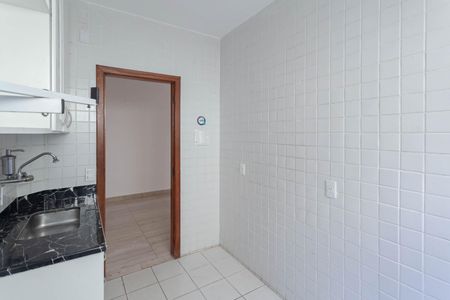 Apartamento à venda com 131m², 2 quartos e 2 vagasCozinha