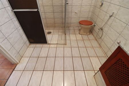 Casa para alugar com 115m², 2 quartos e 1 vagaBanheiro social 