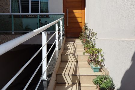 Casa para alugar com 200m², 3 quartos e 4 vagasHall de entrada