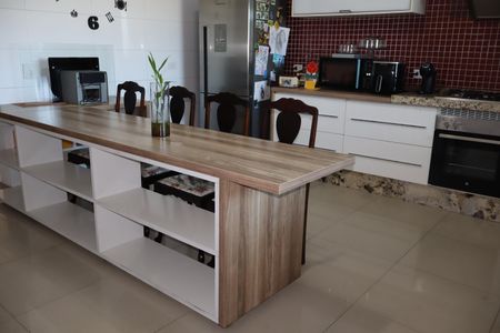 Casa para alugar com 200m², 3 quartos e 4 vagasCozinha
