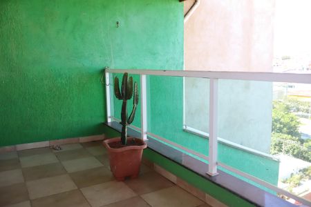 Casa para alugar com 200m², 3 quartos e 4 vagasVaranda dos quartos 1 e 2