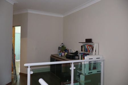 Casa para alugar com 200m², 3 quartos e 4 vagasCorredor superior