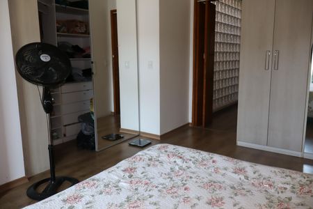 Casa para alugar com 200m², 3 quartos e 4 vagasSuíte