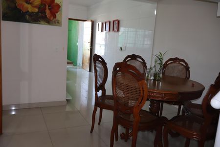 Casa para alugar com 200m², 3 quartos e 4 vagasSala de Jantar