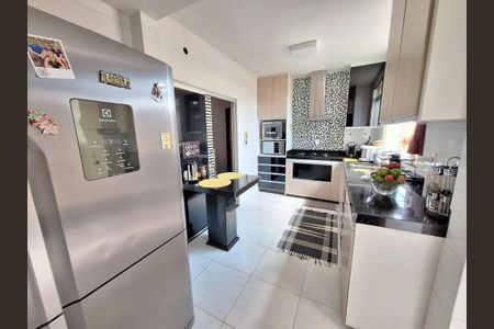 Apartamento à venda com 3 quartos, 85m² em Renascença, Belo Horizonte