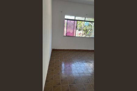 Quarto de apartamento para alugar com 2 quartos, 65m² em Santa Cruz, Rio de Janeiro