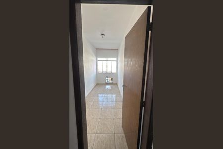 Sala de apartamento para alugar com 2 quartos, 65m² em Santa Cruz, Rio de Janeiro