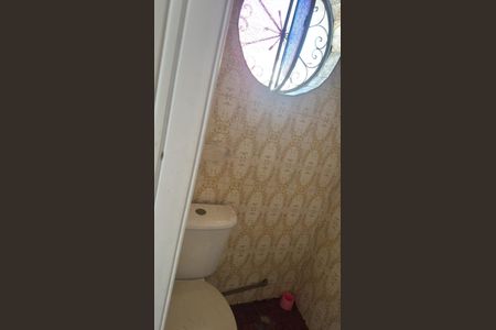 Apartamento para alugar com 65m², 2 quartos e sem vagaBanheiro