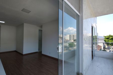 Apartamento para alugar com 60m², 2 quartos e 1 vagaVaranda