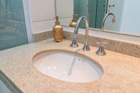 Apartamento para alugar com 74m², 2 quartos e 2 vagasBanheiro Social