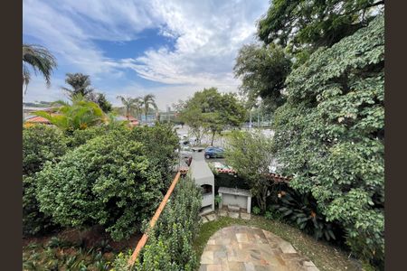 Casa à venda com 208m², 5 quartos e 3 vagas Casa à venda com 208m², 5 quartos e 3 vagasVista do Quarto 1