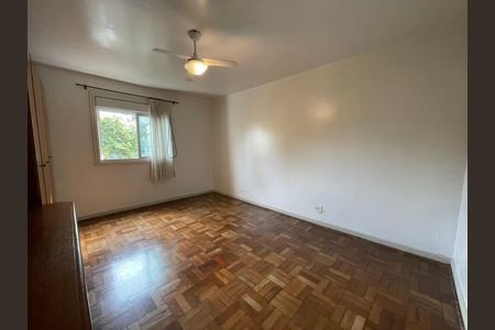 Casa à venda com 208m², 5 quartos e 3 vagas Casa à venda com 208m², 5 quartos e 3 vagasQuarto 1