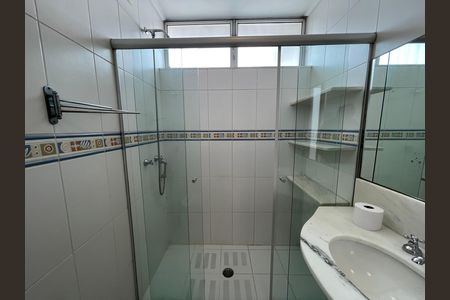 Casa à venda com 208m², 5 quartos e 3 vagas Casa à venda com 208m², 5 quartos e 3 vagasBanheiro 2