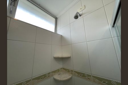 Casa à venda com 208m², 5 quartos e 3 vagas Casa à venda com 208m², 5 quartos e 3 vagasBanheiro 1