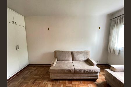 Casa à venda com 208m², 5 quartos e 3 vagas Casa à venda com 208m², 5 quartos e 3 vagasQuarto 3