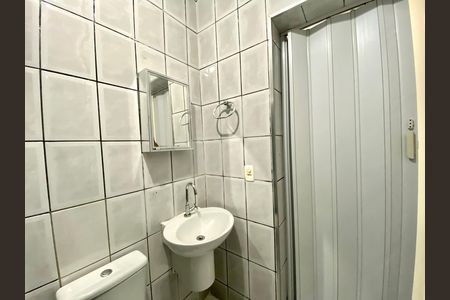 Casa à venda com 90m², 1 quarto e sem vagaBanheiro social