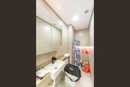 Apartamento à venda com 128m², 4 quartos e 2 vagasBanheiro de serviço