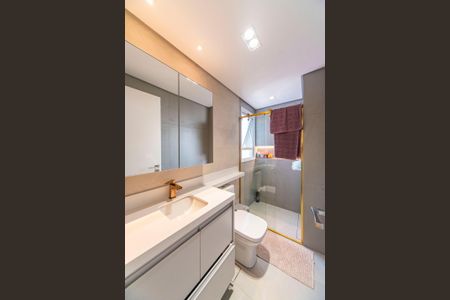 Apartamento à venda com 128m², 4 quartos e 2 vagasBanheiro do Quarto 1