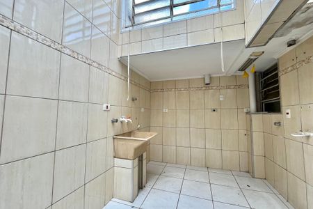 Casa à venda com 108m², 2 quartos e 1 vaga Casa à venda com 108m², 2 quartos e 1 vagaÁrea de Serviço