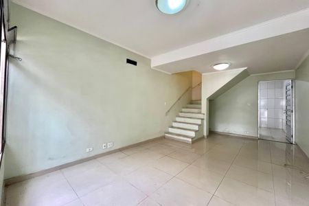 Casa à venda com 108m², 2 quartos e 1 vaga Casa à venda com 108m², 2 quartos e 1 vagaSala