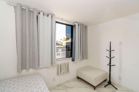 Quarto 1 de apartamento para alugar com 2 quartos, 112m² em Vila da Penha, Rio de Janeiro