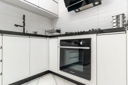 Apartamento para alugar com 112m², 2 quartos e sem vagaCozinha - Forno
