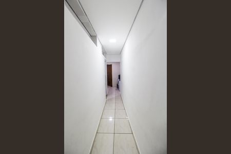 Corredor de apartamento para alugar com 2 quartos, 90m² em Parque dos Camargos, Barueri